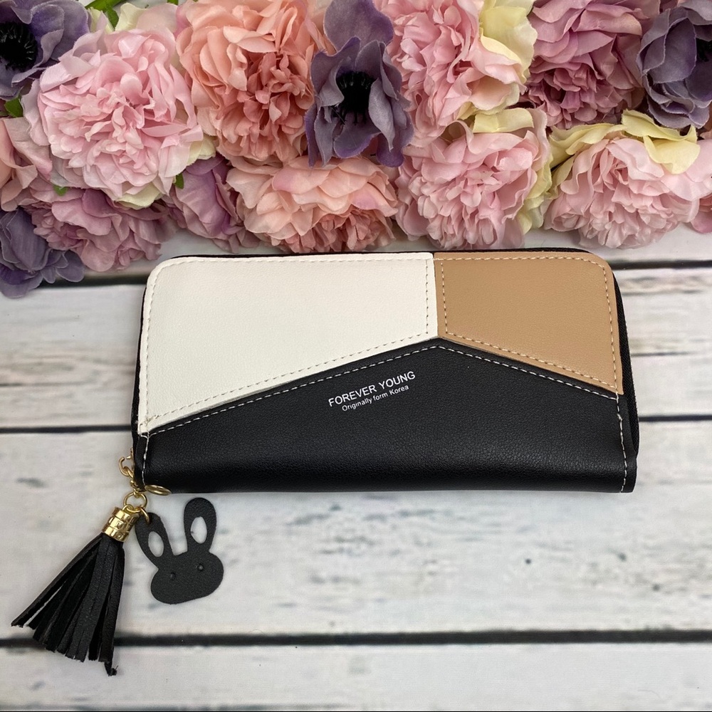 Vegan Leather Geometric Clutch Wallet Checkbook - Picture 3 of 12